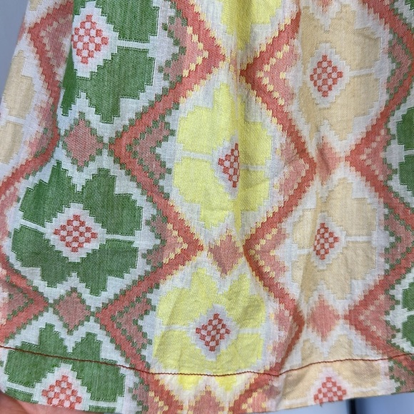 Colorful Geometric Patterned Tank Top - Picture 8 of 16